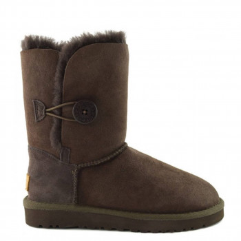 UGG Bailey Button II Chocolate