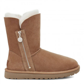 UGG Bailey Zip Short Chestnut