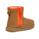 UGG Mini Zipper Tape Logo Chestnut